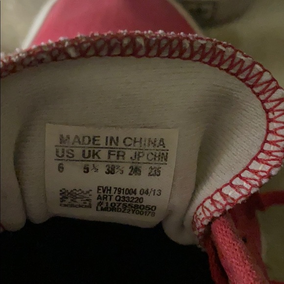 Red adidas - Picture 4 of 4